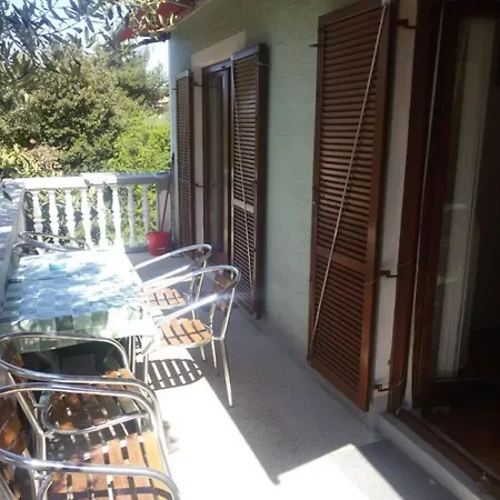 Mare Apartment *