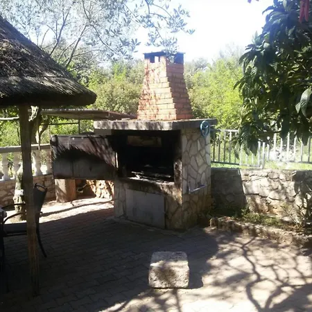 Mare Pakostane